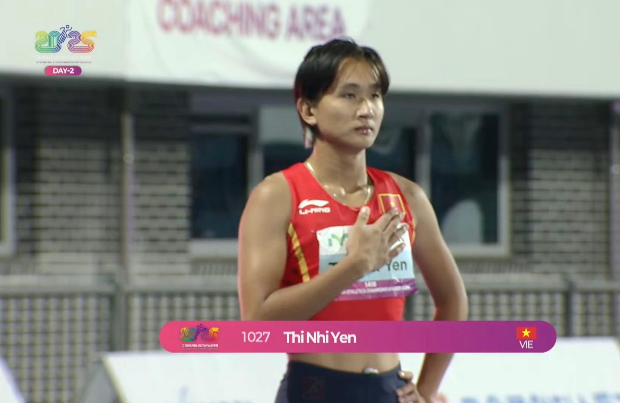 Trần Thị Nhi Yến trong phần thi chung kết 100m nữ giải điền kinh vô địch châu Á, tối 28/5 tại Gumi, Hàn Quốc.