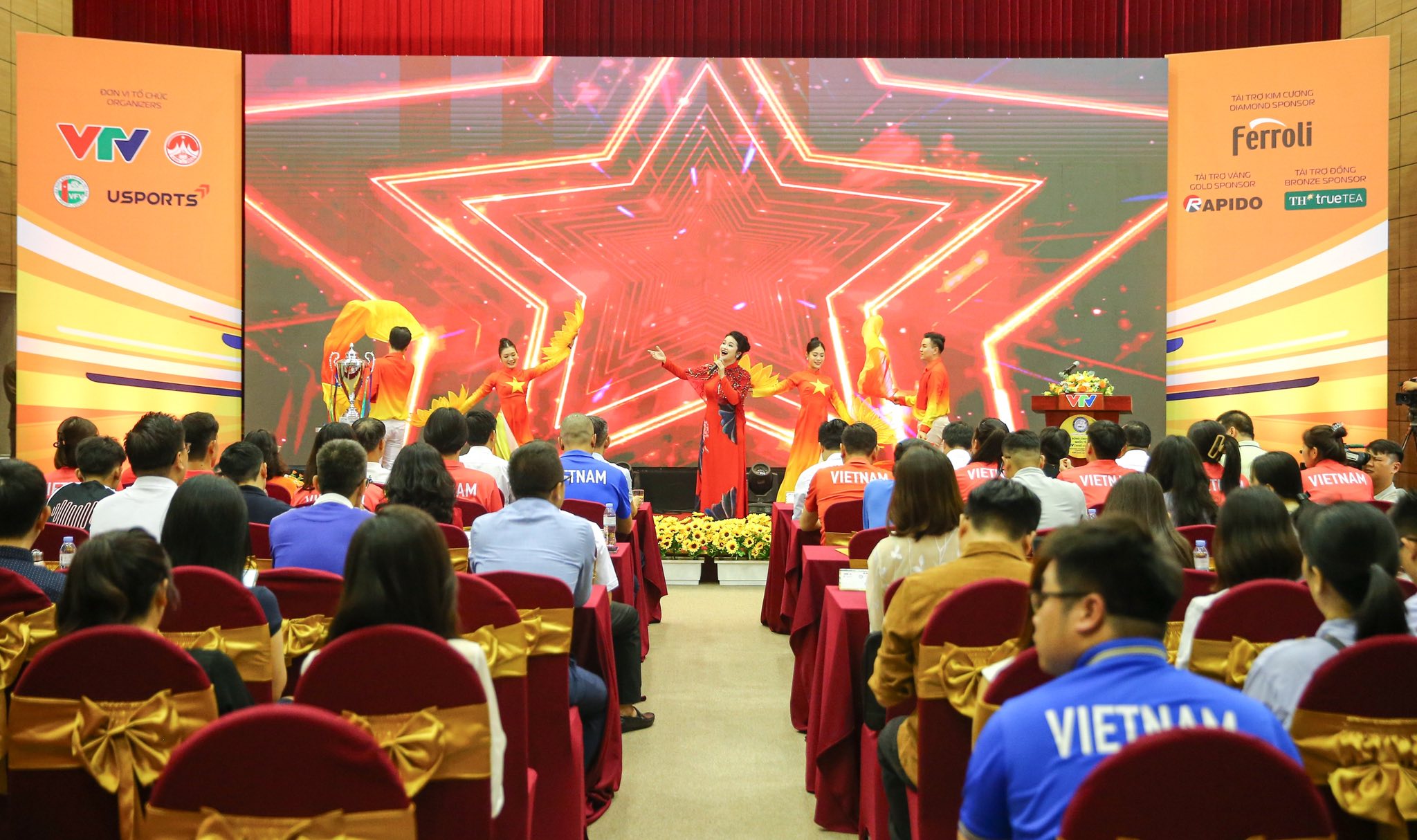 Toàn cảnh Lễ công bố VTV Ferroli Cup 2025